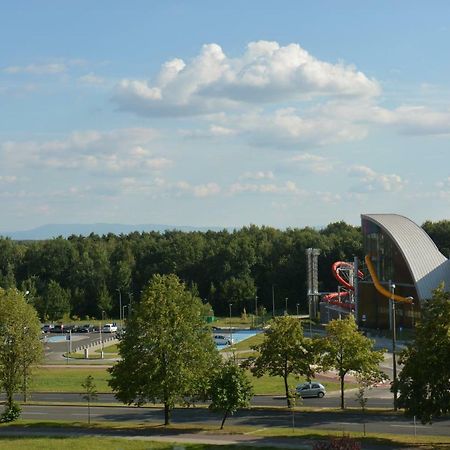 Green Sunny View Apartment Tychy Buitenkant foto
